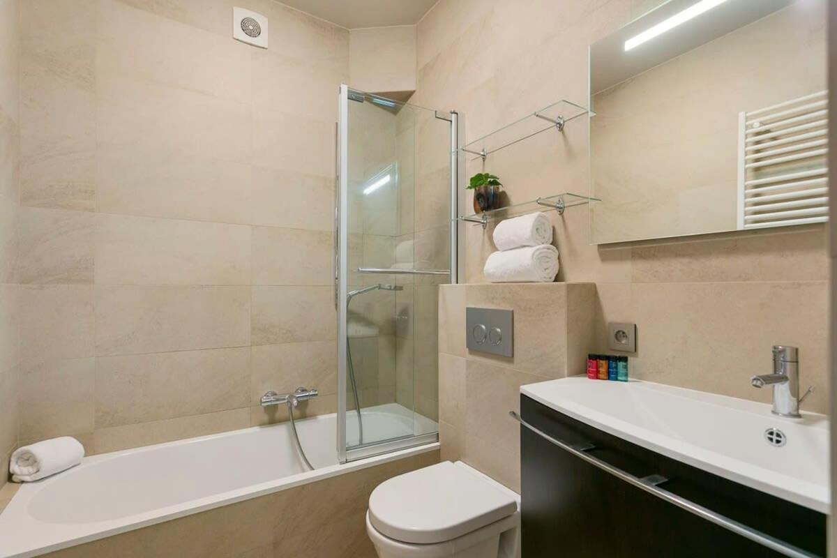 Huswell - Unique Apartment With Sea-View Near The Center Knokke-Heist Bagian luar foto