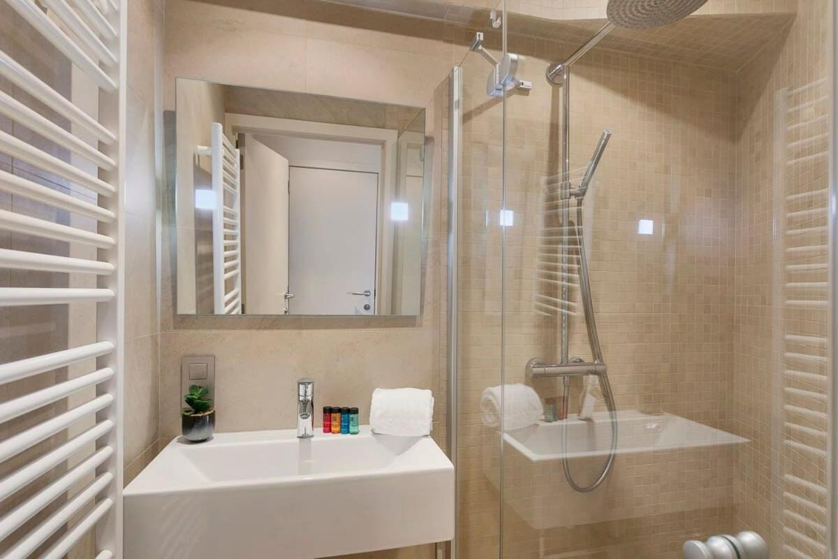 Huswell - Unique Apartment With Sea-View Near The Center Knokke-Heist Bagian luar foto
